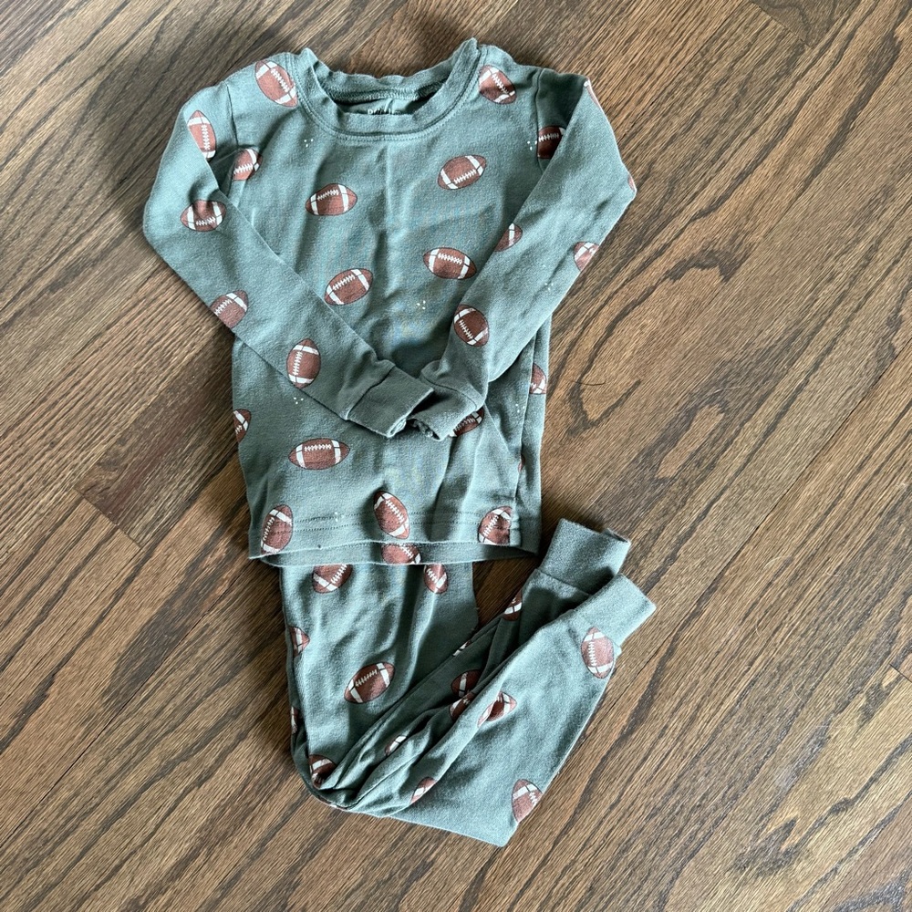 {Petit Lem} Green Football Print Pajama Set